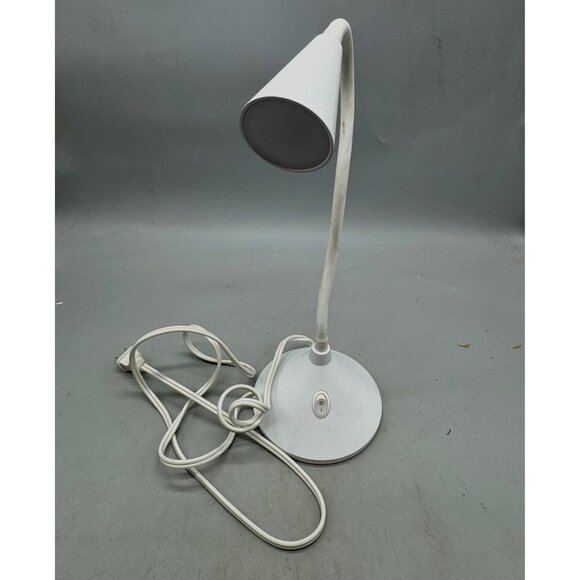 White Adjustable Desk Lamp Flexible Neck & On/Off Switch ETL Lighting READ - Picture 1 of 10